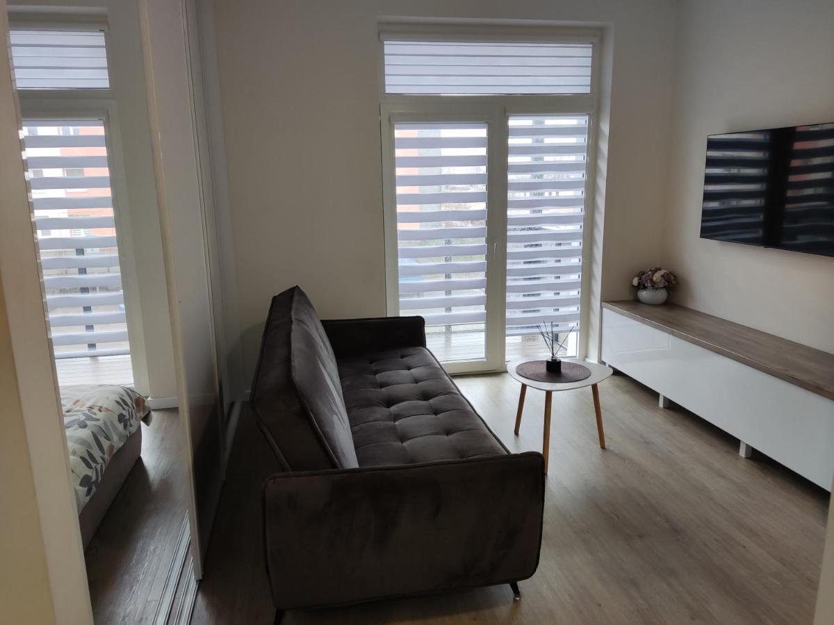 Apartment Ainiai Panevezys Ngoại thất bức ảnh